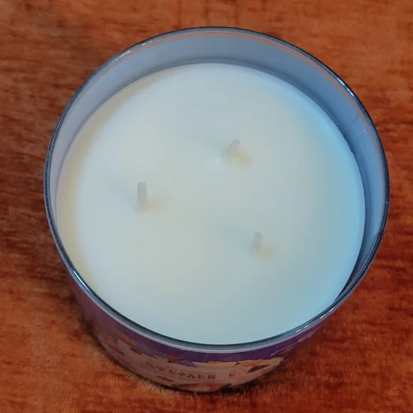 2 Pack Bath & Body Works Sweater Weather 3 Wick Candles Bundle - Picture 4 of 5